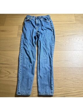 Levi's Women's Medium Blue Jeans – Size 24